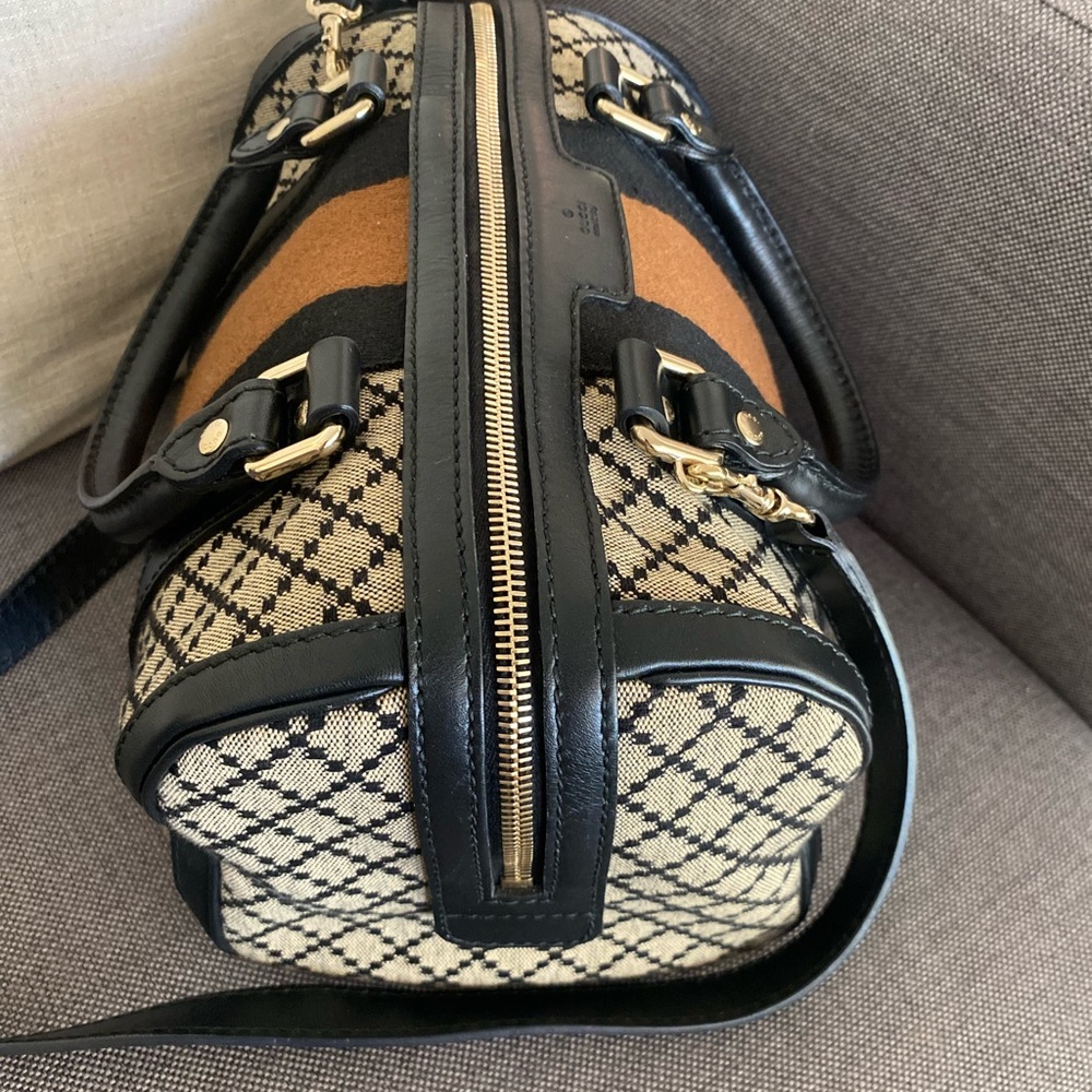 Gucci Boston - Picture 2 of 12